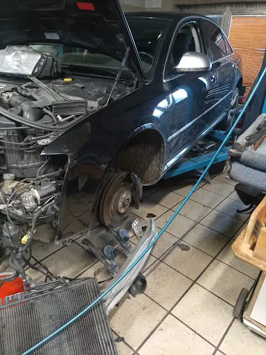 Auto-Jarek